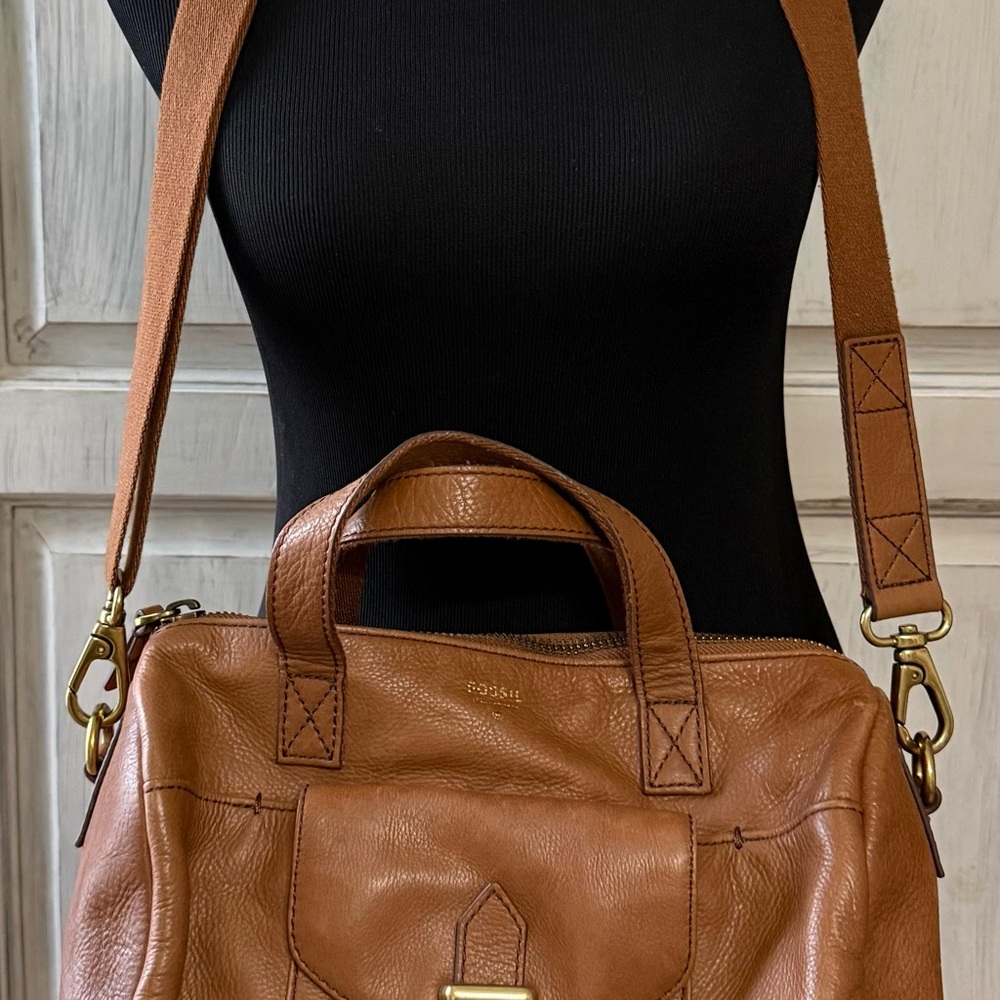 Fossil Tan Leather Shoulder Bag